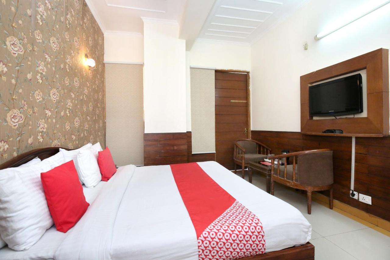 Hotel City Paradise Chandīgarh Esterno foto